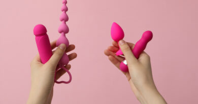 Introducción al Sexo Anal con juguetes sexuales y consejos